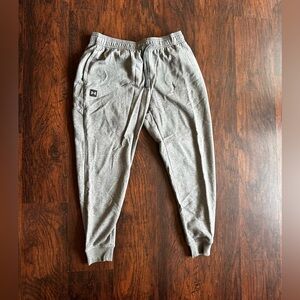 Under Armour fleece joggers l